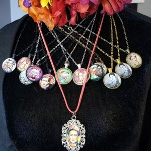 Frida Pendants